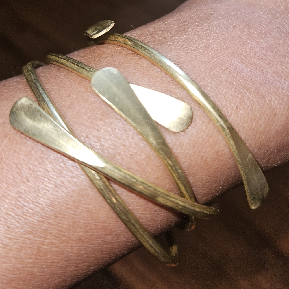 Set of 8 - Raw Brass Stacking Bangles | Adjustable - Picture 5 of 5